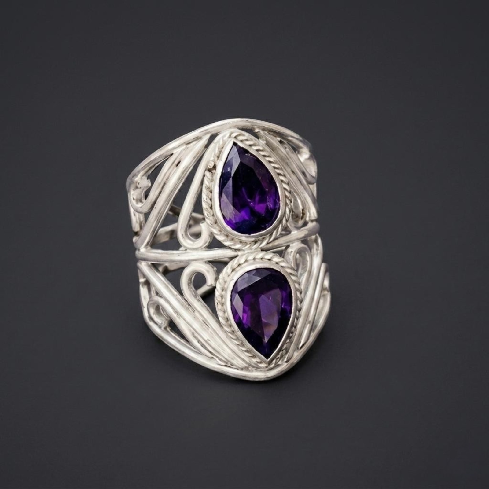 Anillos PHOTO-2026-04-29-17-00-13