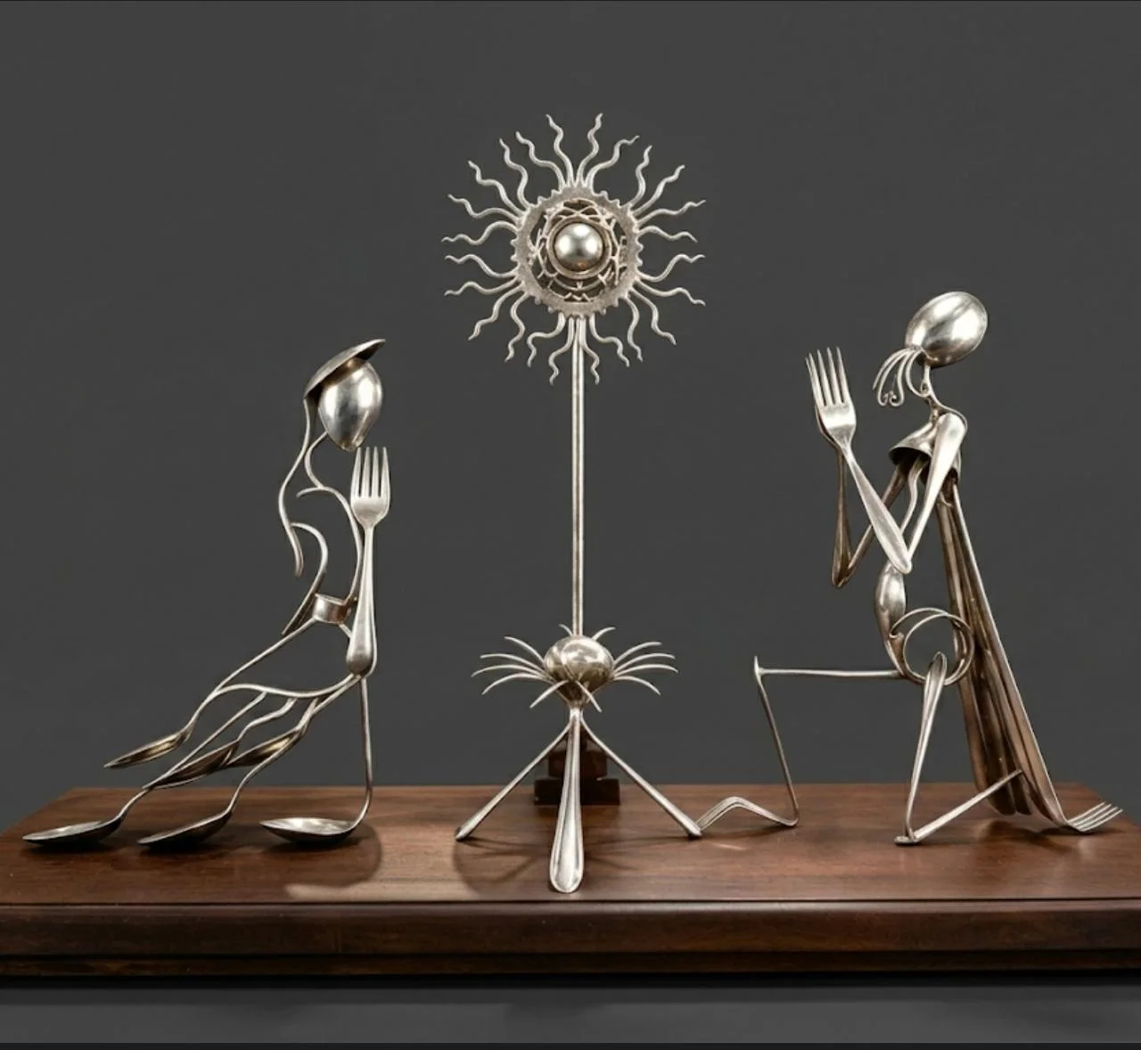 Escultura — pieza en otros metales de Rodolfo Manga